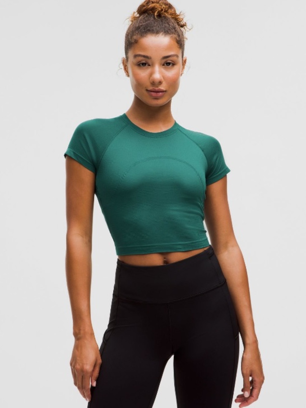 Lululemon Swiftly Tech Cropped Short-Sleeve
Shirt 2.0 | size 8 | STORM TEAL